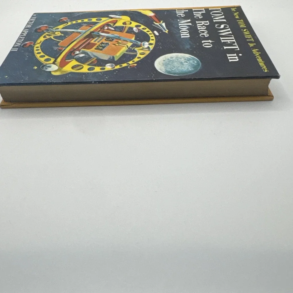 TOM SWIFT IN THE RACE TO THE MOON (9112) Vintage 1958 by Victor Appleton II-NICE